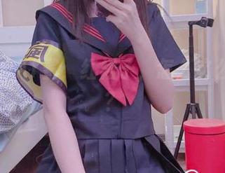 私房里的AT鲨：红裙子，怎么这么会挑逗？