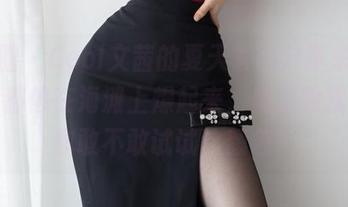 微密圈 - Cool文茜的夏天套图分享来了，穿的都像在海滩上燥起来，但是我就问：你敢不敢试试这颜色？