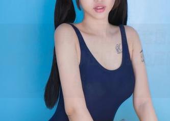 GIRLT果团网 - 周于希的最新套图：这个女孩的每个动作，都在撩动我心底的小情绪。