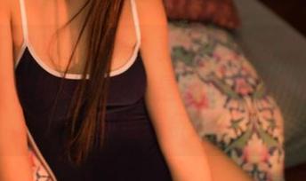 GIRLT果团网 - 唉，我能用陈雅漫的内衣美图当壁纸吗？实在是忍不住要再看一眼那道线条！