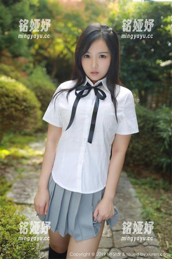 MFStar模范学院-蒋小静Jessica MFStar模范学院 - 蒋小静Jessica的写真:纯白白得几乎无脸色边界,想了许久也说不出什么意思