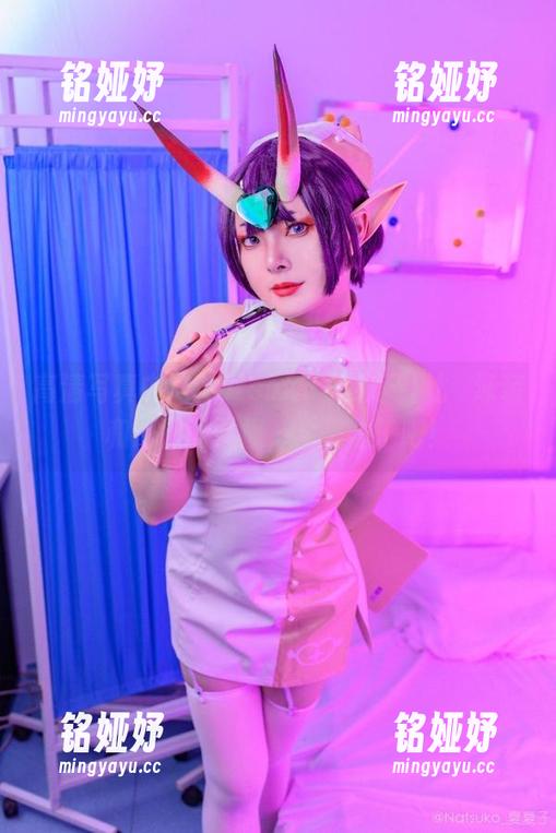 Natsuko夏夏子 高清写真中的Natsuko夏夏子,比叡泳装和海浪的碰撞,太美味了吧!