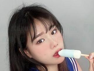 Sira(시라)的ArtGravia–Collection，写真分享，看似简单，却又让人忍不住多看一眼。