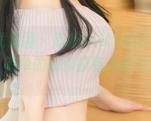 UGirls尤果网 - 欣杨Kitty的日常，在线图集中，简单的动作却有点说不清的意味。