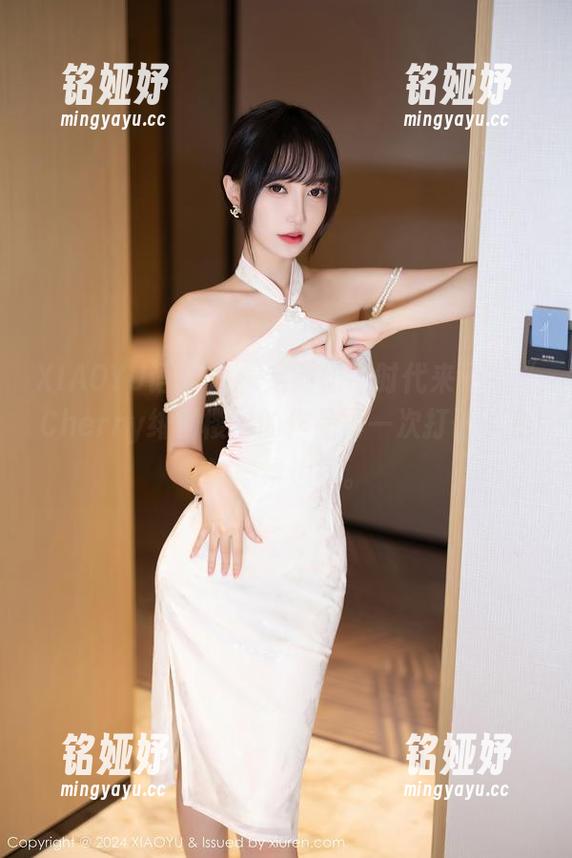 XIAOYU语画界 - 定制奶牛时代来了？“Cherry绯月樱”的作品再一次打破了我的思维边界。