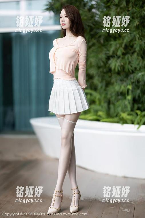 XIAOYU语画界 - 在线目击！Chery绯月樱和服里的萌点：我到底在被她的裙摆吸引，还是完全不知所云？