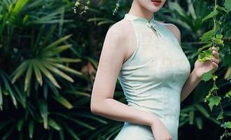Xiuren秀人网 - 图包分享：Cris_卓娅祺的职业装，说是工作也可能是在抽签成功运气呢！
