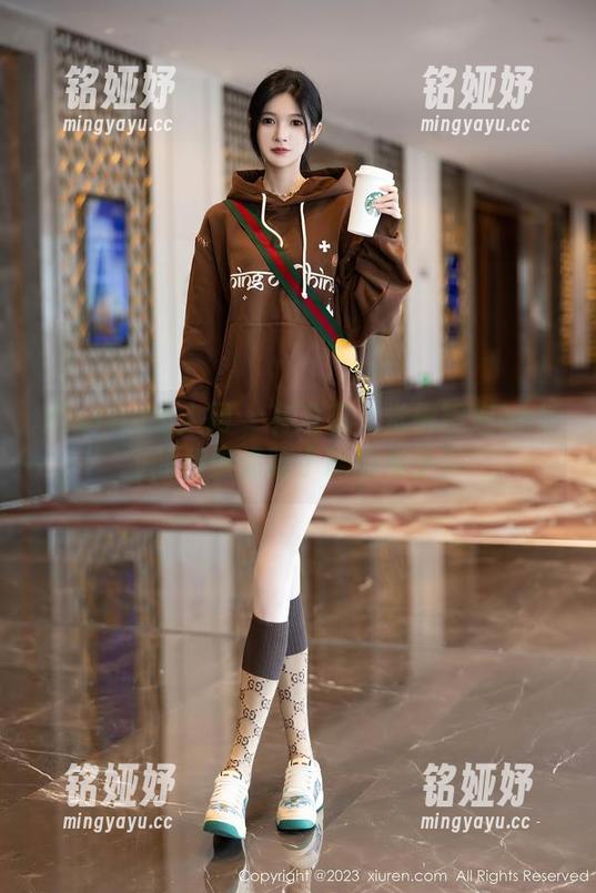 Xiuren秀人网-瑶瑶baby Xiuren秀人网 - 有没有人觉得瑶瑶baby的和服像吃了糖的兔子?