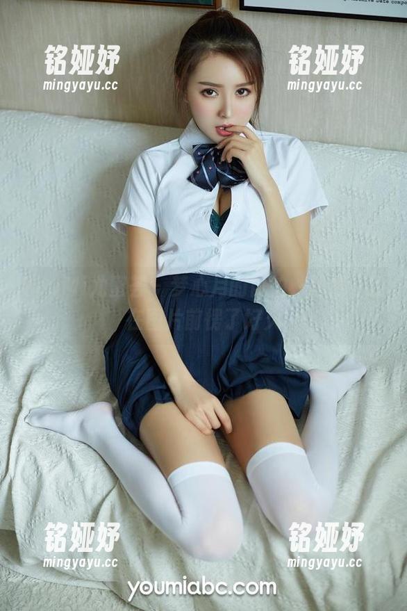 YouMi尤蜜荟 - 梦心月的自拍，居然让我在图片前愣了好久