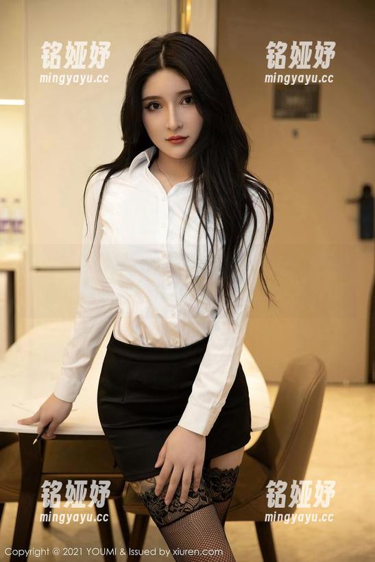 YouMi尤蜜荟-玥儿玥er YouMi尤蜜荟 - 玥儿玥er短裤图集,果然是动感福利的代名词,哪里找得着?