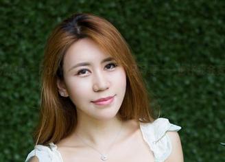 YouWu尤物馆 - FoxYini孟狐狸的夏日写真——也许我会变得更加轻盈？