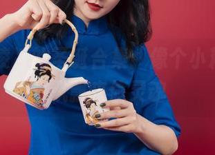 丽柜 - 凌凌的圣诞合集：像个小精灵，轻飘飘来偷灵魂