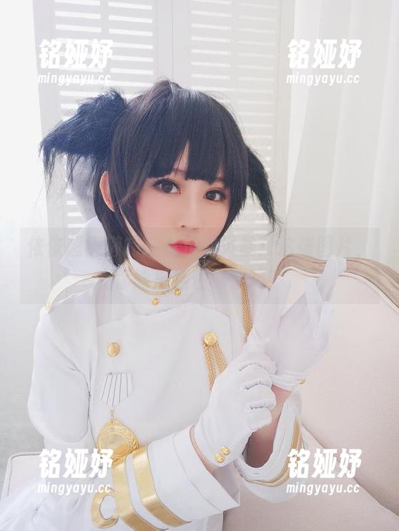 依依超级懒的睡衣定制风暴：这张图片，你能抵挡住诱惑吗？