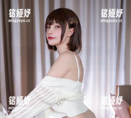 千夜未来 一眼望去,千夜未来的清纯美图能把任何“乖乖女”重新定义—资源足够,你呢?