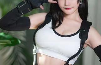 粉色执念，高清丽影——千夜未来的壁纸诱惑