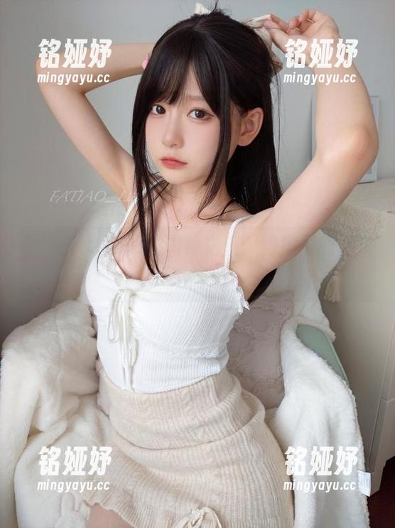 发条少女yoki的豹纹之夜：图库里的温柔蹭蹭声