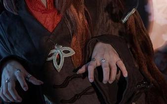 资源扫盲班：咬人小小兔的职业装作品集，职场一秒搞定