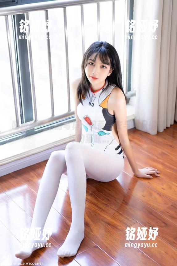 喵糖映画 喵糖映画私房写真:佩蒂睡衣与那只懒洋洋的猫咪...