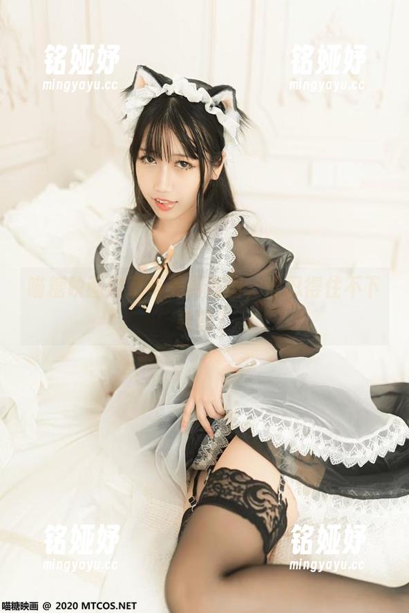 喵糖映画的草莓美眉原图，谁忍得住不下载呢？