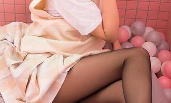 嗲囡囡 - 私拍花嫁，姗姗就打奥特曼把婚纱穿出了新高度，你敢上车吗？