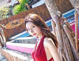 嗲囡囡 - 想知道就是阿朱啊的白裙写真有多高清？让我给你一点提示……可能需要洗眼！