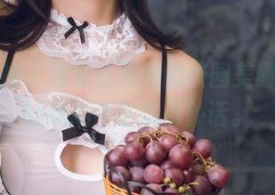 头条女神 - 穆菲菲和她的校园美图，总是让我忍不住想题外话。