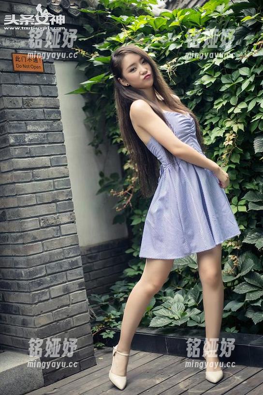 头条女神-莫晓希 头条女神 - 贵妃醉酒?莫晓希的合集里,大概什么都能发生。
