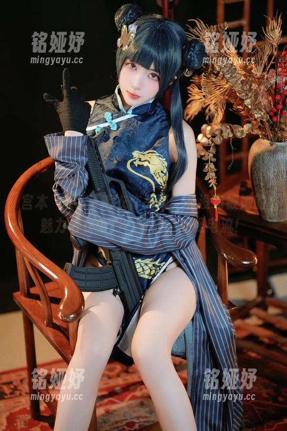 宫本桜 宫本桜的可爱毛衣作品集,有没有被她的魅力毛衣电到?一起来感受电流!