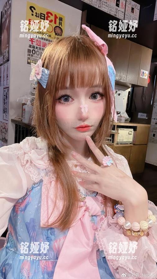 彩芸_Nebula的图包更新，准备好迎接“人形电脑”升级为“无法美丽的天使”吗？