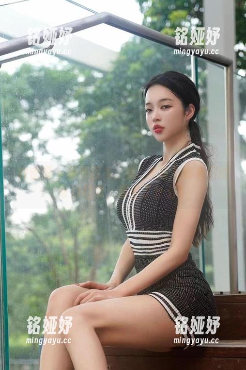 徐珺大哥 微密圈 - 最新图集:徐珺大哥与秘书们的奇妙日常,锁住了什么?