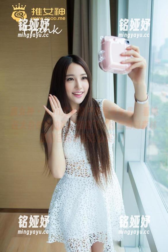 推女神-Ann尤美 推女神 - Ann尤美的户外写真全集,看她在大自然中的逃离和放飞(随意扔到森林里的自拍也能这么美?)