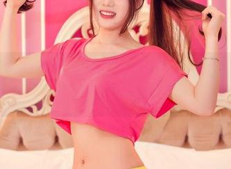 推女神 - 丰满想象力的浴室：看看欧阳妮娜娜的美图世界