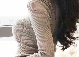 推女神 - 这套王婉悠的吊带，能把眼神都给惹火！