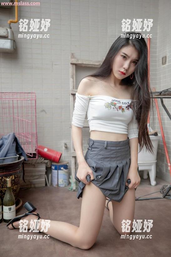 梦丝女神-喜儿 梦丝女神 - 学妹喜儿的美图合集,继承了多少萌点?我开不来卖萌的车,但我乐在其中。