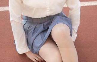 梦丝女神 - 哦，莹仙女的白裙！她在作品里漫步时我竟然忘了呼吸