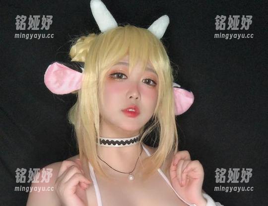 椒妮佐仁精心挑选的“珍珠1.0”写真集，挑剔到让人眼前一亮的细节！