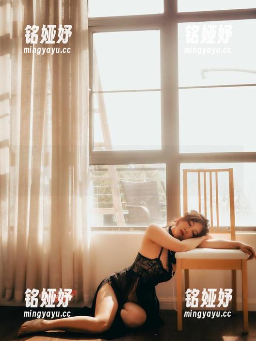 樱晚gigi这翡瑟图包，下载了只能默默珍藏，害怕入驻那个临界点嘿