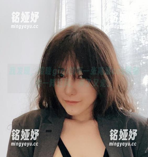 我发现，樱晚gigi的每一张高清cos照都像一阵轻风，来了又走。