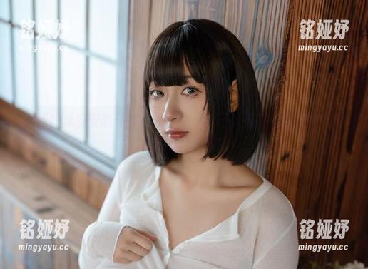 浅安安 更新!浅安安的环球之旅图集:每一张都有可能让人转身求婚的算命师!