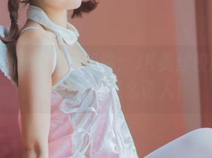 白金Saki的美丽陷阱：JK美丝校服作品，福利就是这么诱人！