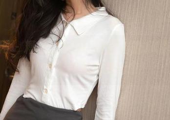 秀人网 - 糟糕，MODEL伊若的JK作品又来了，福利轰炸进行中！