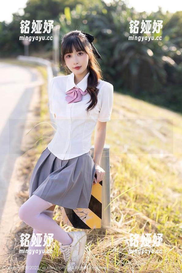 秀人网-Mieko林美惠子 秀人网 - 高清校服合集:Mieko林美惠子,谁说学生时代不能小心思满满?