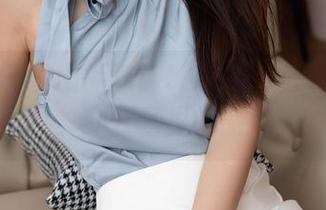 秀人网 - 缓慢品味：tina_甜仔私房图包，办公室里的暗流