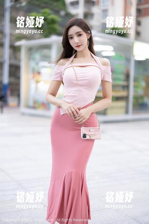 秀人网-周于希dummy 秀人网 - 浴缸里的周于希dummy:这图集让我想泡个澡,或者干脆当观众?