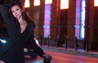 秀人网 - 小夕Kitty的油亮写真，能让你一秒钟觉得自己就跟她一样光亮！