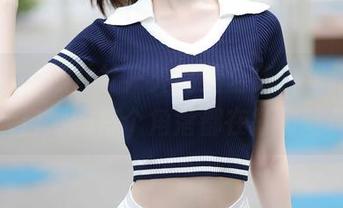 秀人网 - 燕甘甘户外高清合集，难道她在和大自然的每个角落都在打情骂俏？