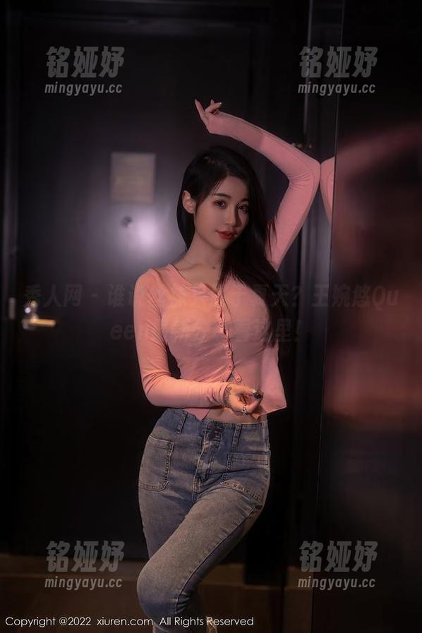 秀人网-王婉悠Queen 秀人网 - 谁说丝袜只属于夏天?王婉悠Queen最新分享看这里!