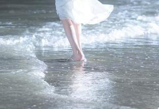 唱出你的无奈：纸悦Etsu_ko与地雷系女子的KT私拍图集，挺有意思的