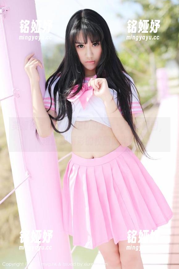 美媛馆-熊吖BOBO 美媛馆 - 熊吖BOBO的学妹:最新原图,短暂却精彩的校园时光!
