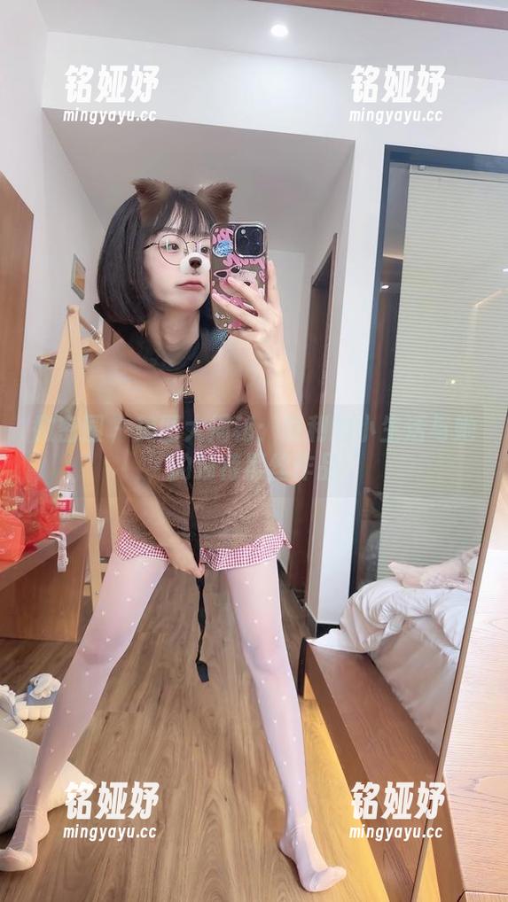 微密圈 - 美图大揭秘：胜利的小生活与她的独特黑丝作品